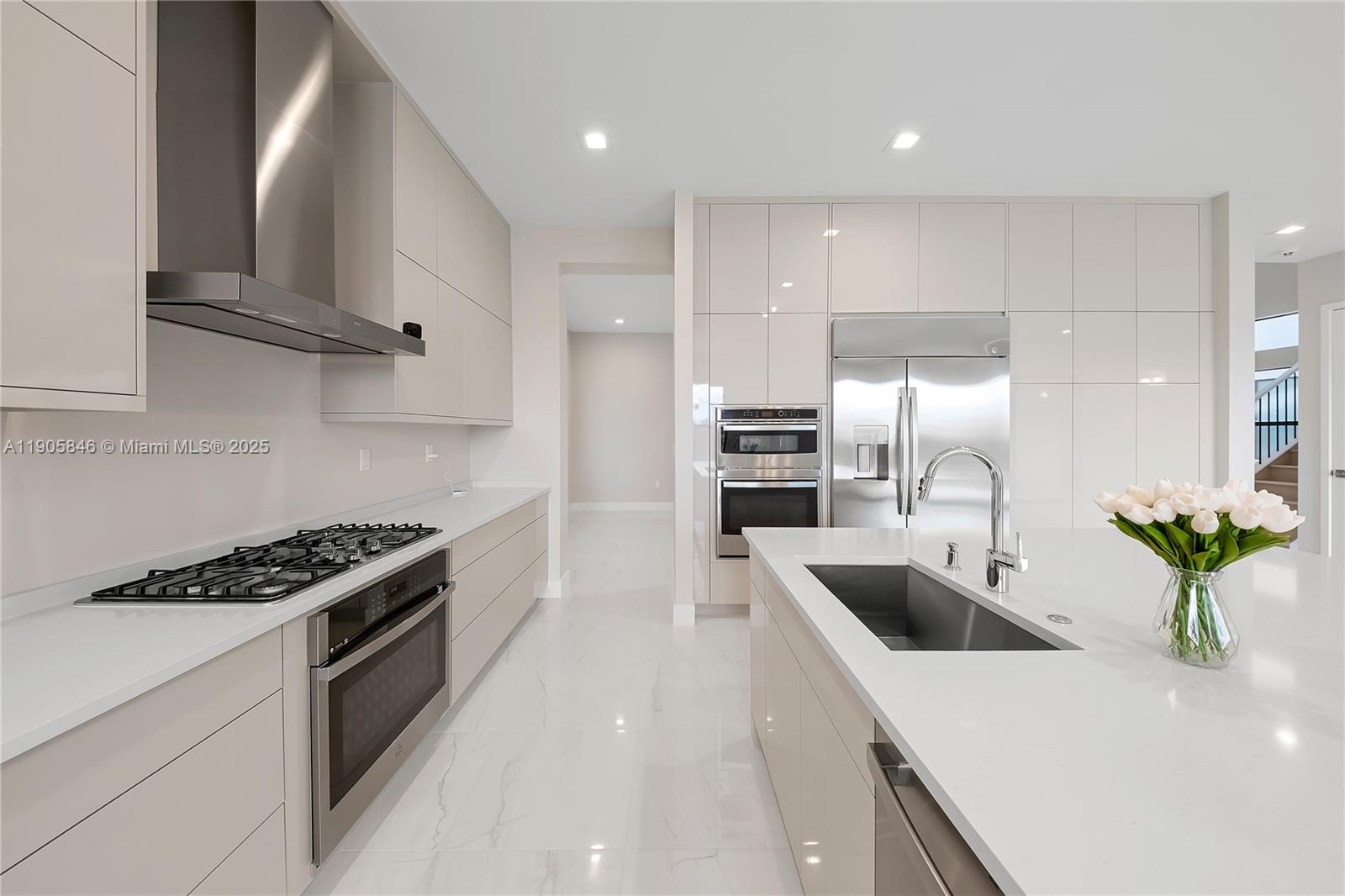 JOHNS WEST PUD - Residential Lease