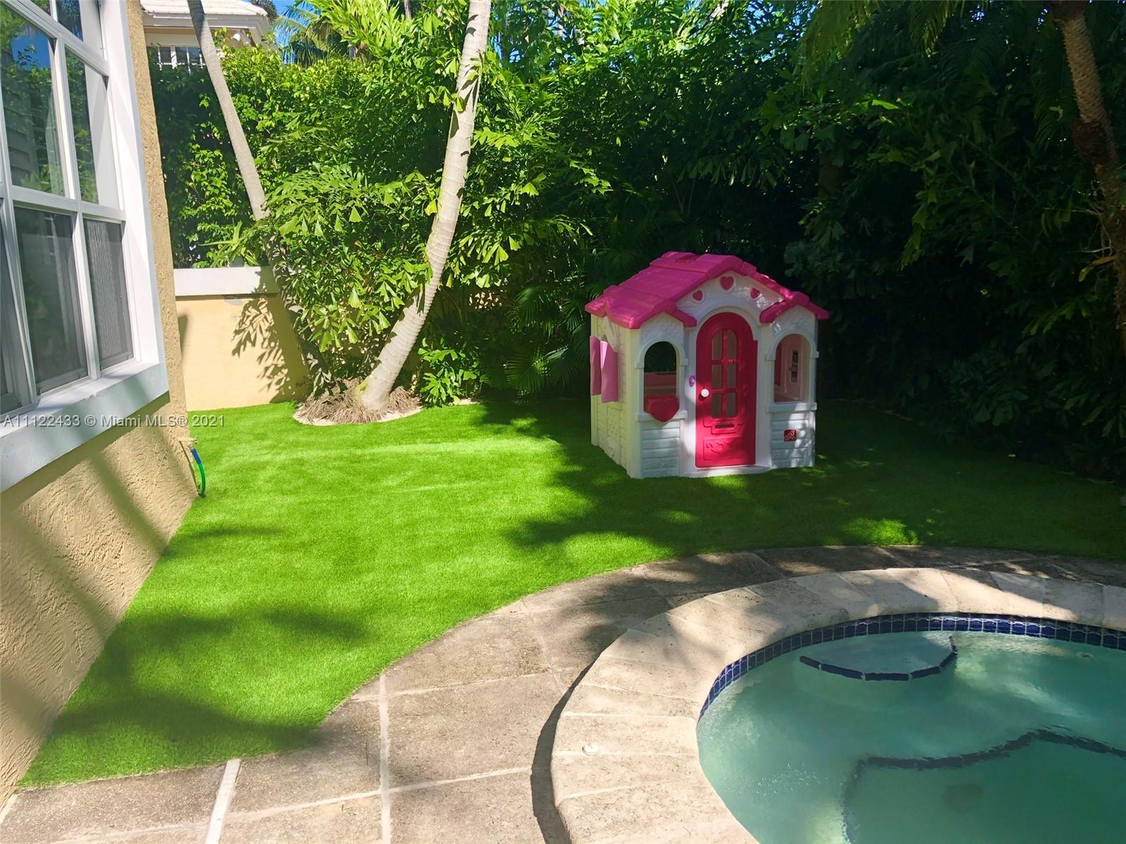 GRAND KEY ESTATES - Residential