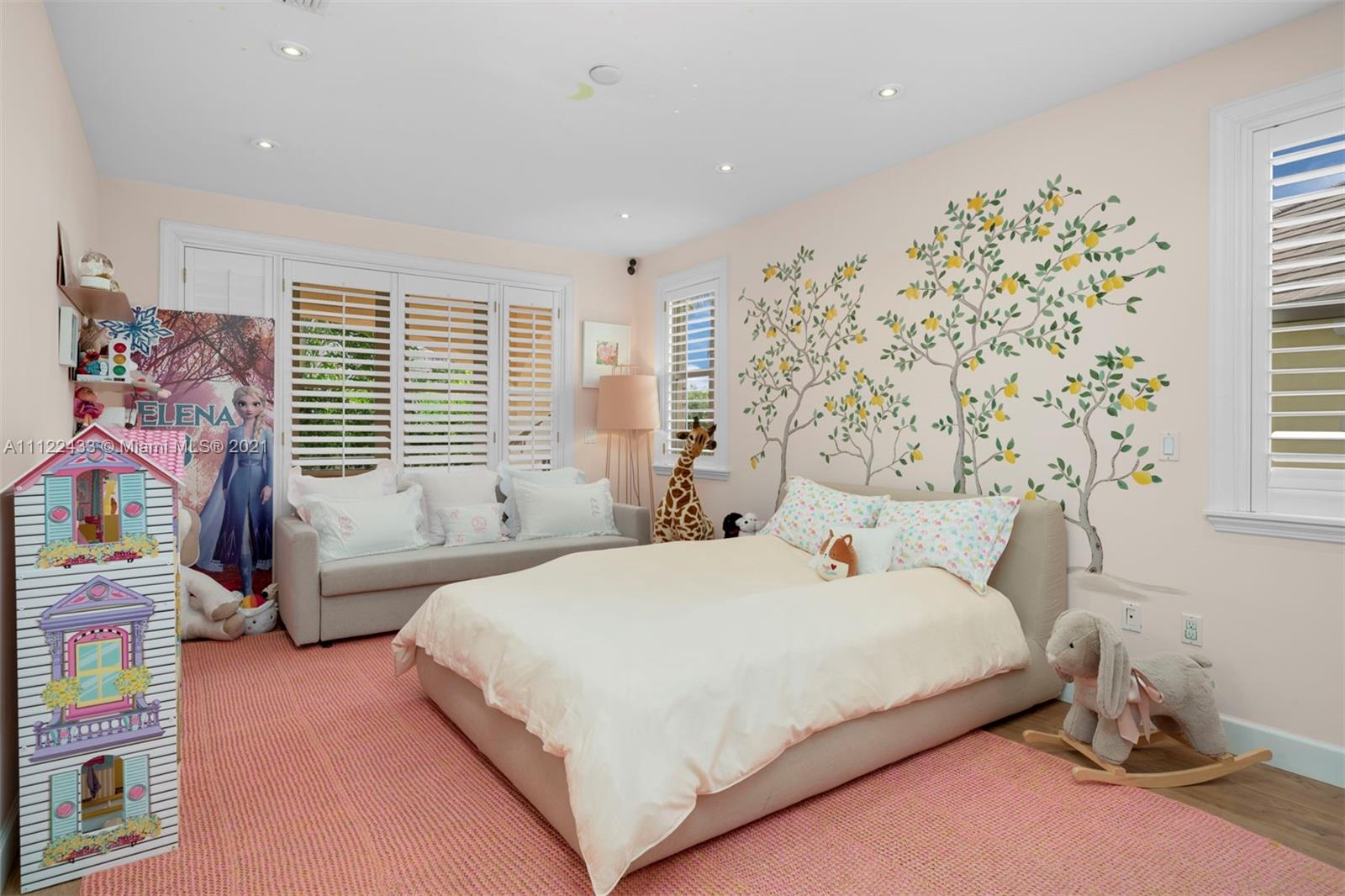 GRAND KEY ESTATES - Residential