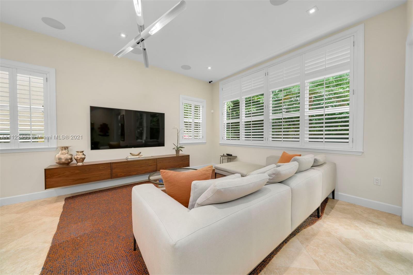 GRAND KEY ESTATES - Residential