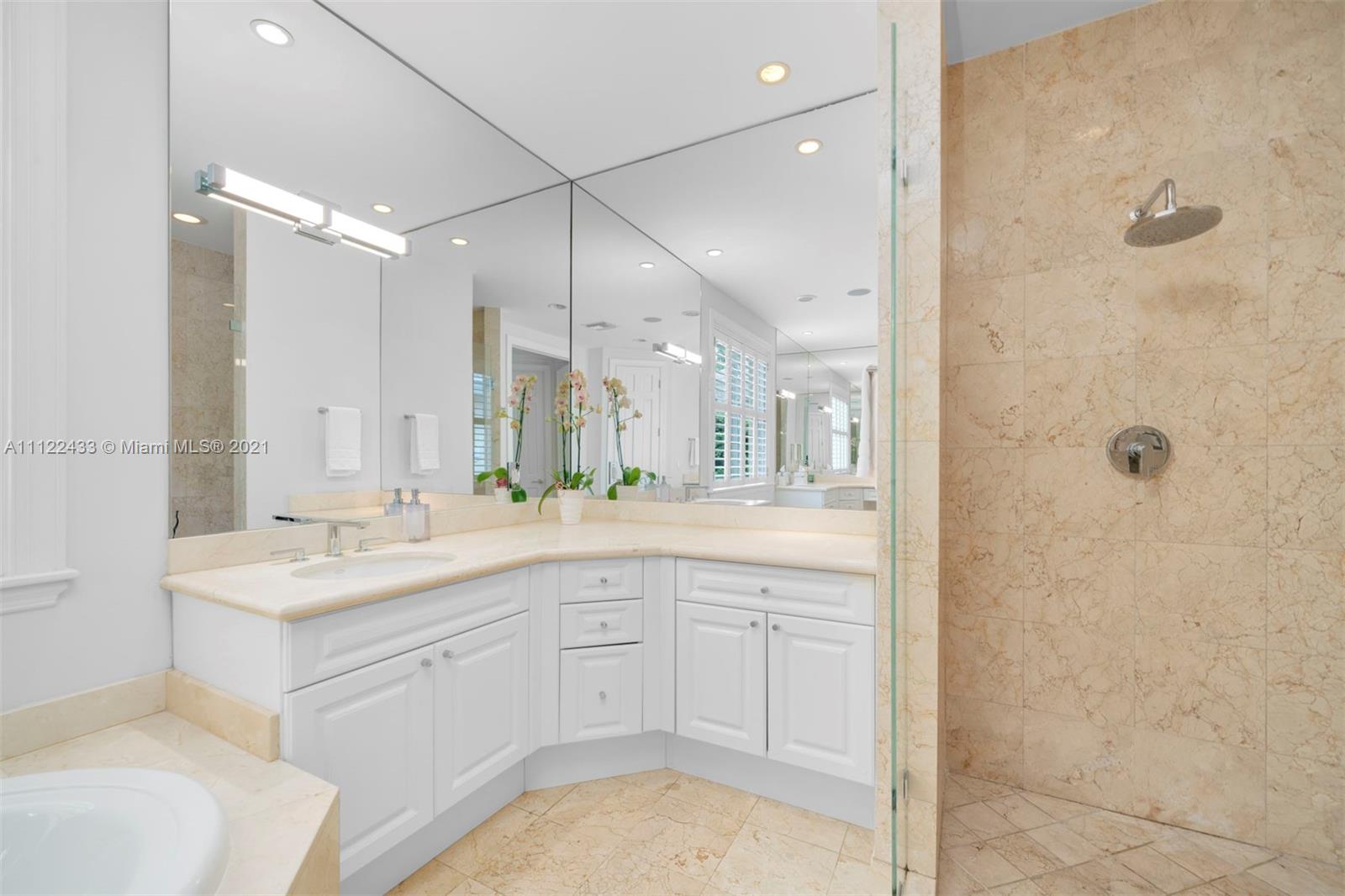 GRAND KEY ESTATES - Residential