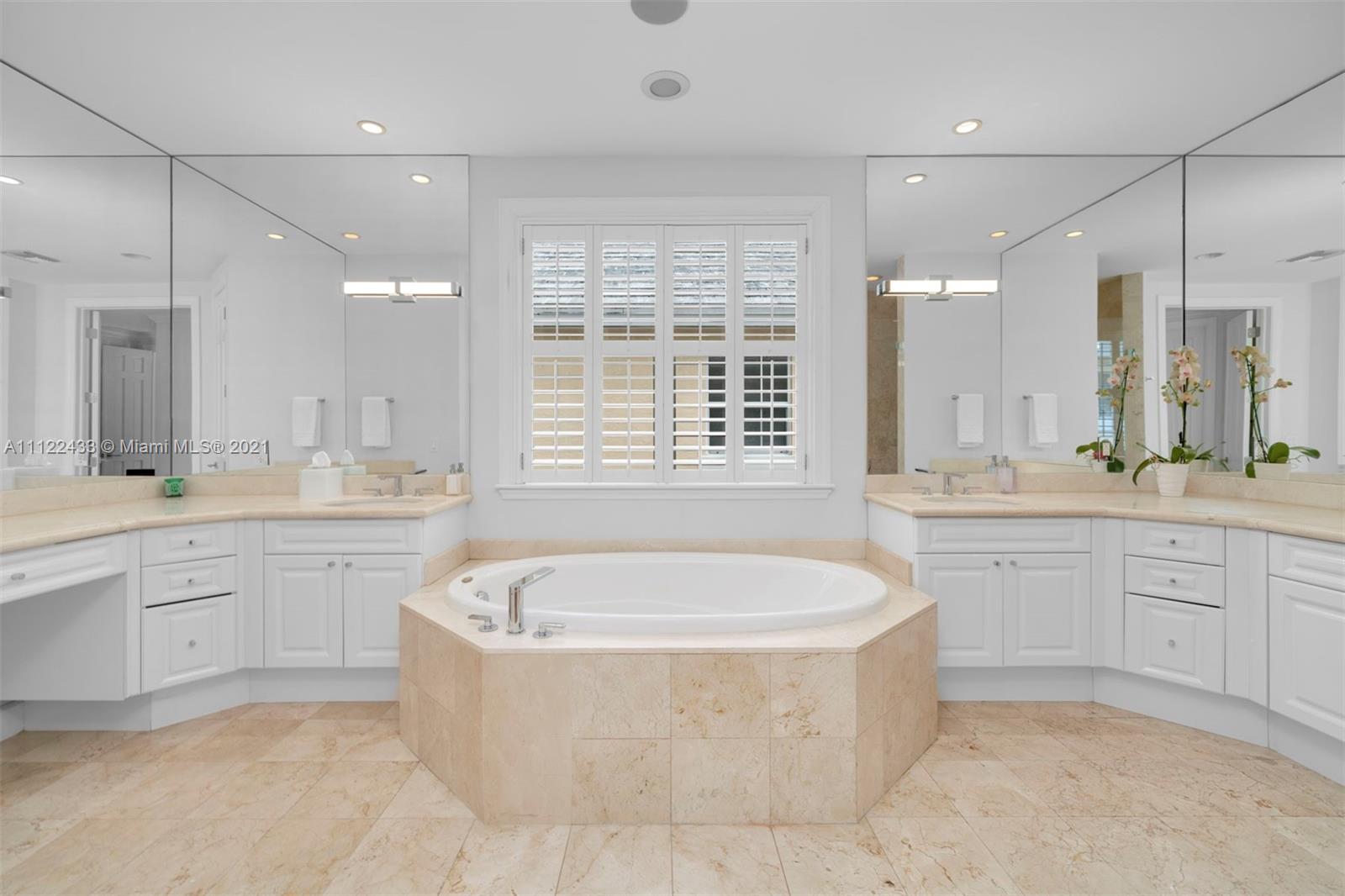 GRAND KEY ESTATES - Residential