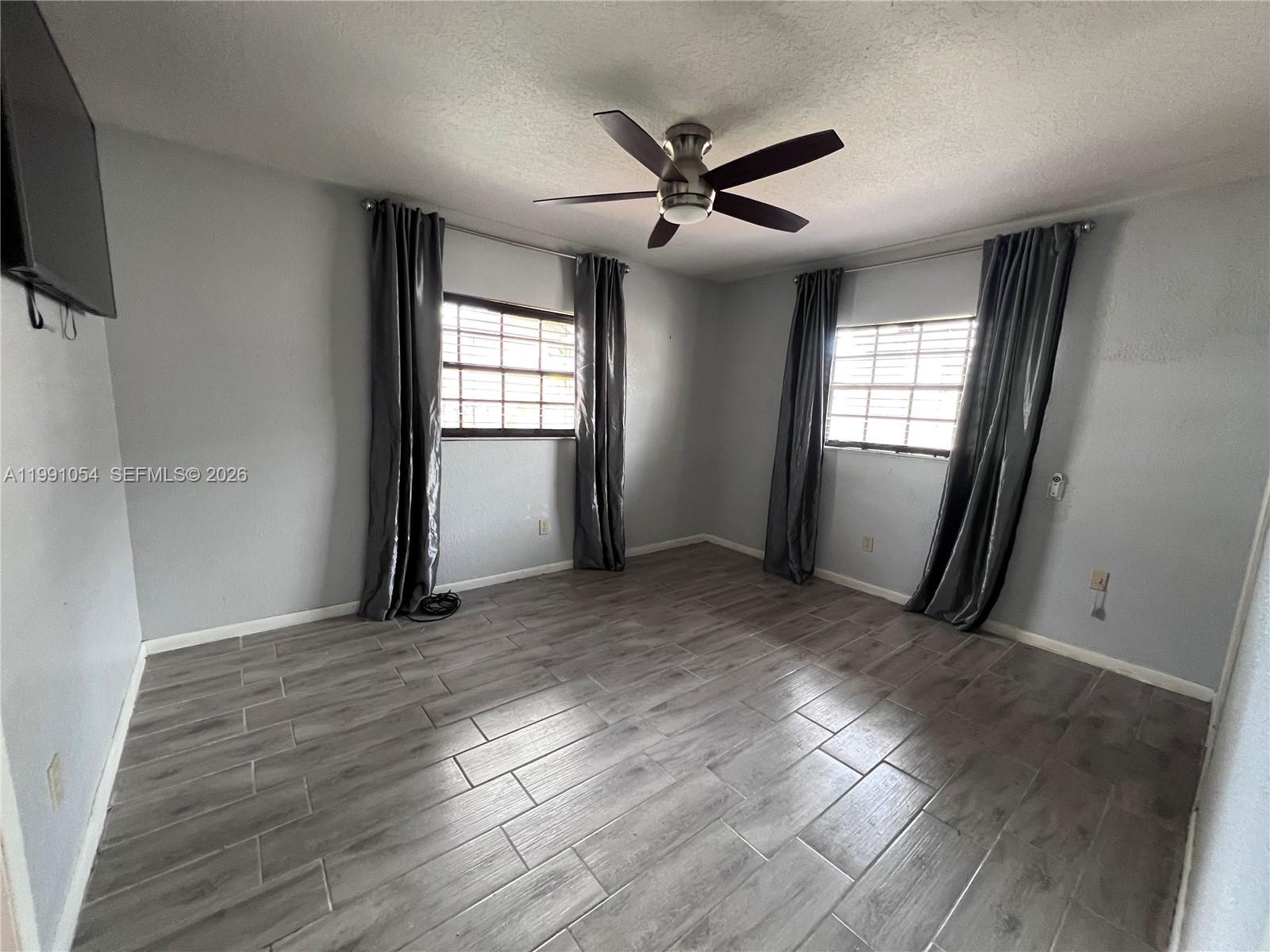 FAIRWAY ESTATES SEC FOUR - Residential