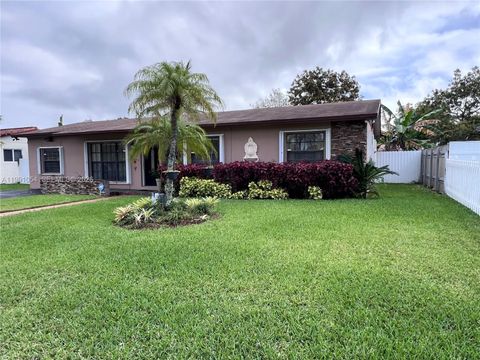 15303 SW 102nd Pl Miami FL 33157