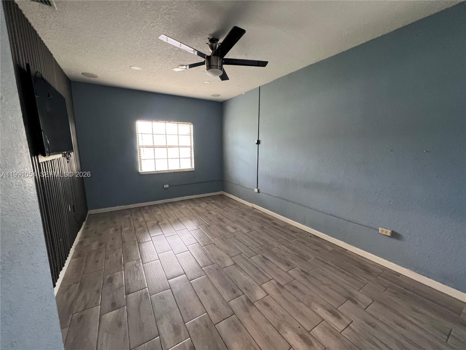 FAIRWAY ESTATES SEC FOUR - Residential