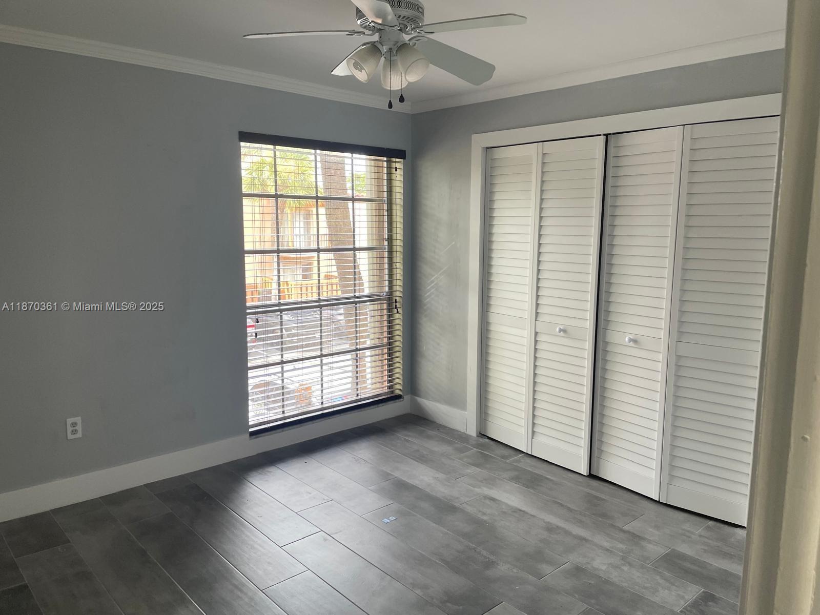 CONDO COMPLETAMENTE REMODELADO,CERCA DE SHOPPING CENTER Y ESCUELAS