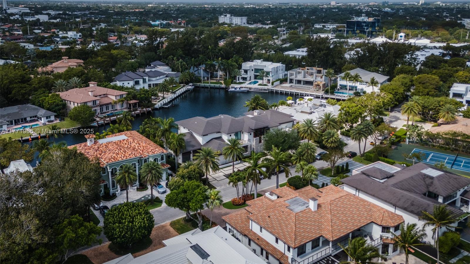 BAY COLONY SECTION OF THE - Residential