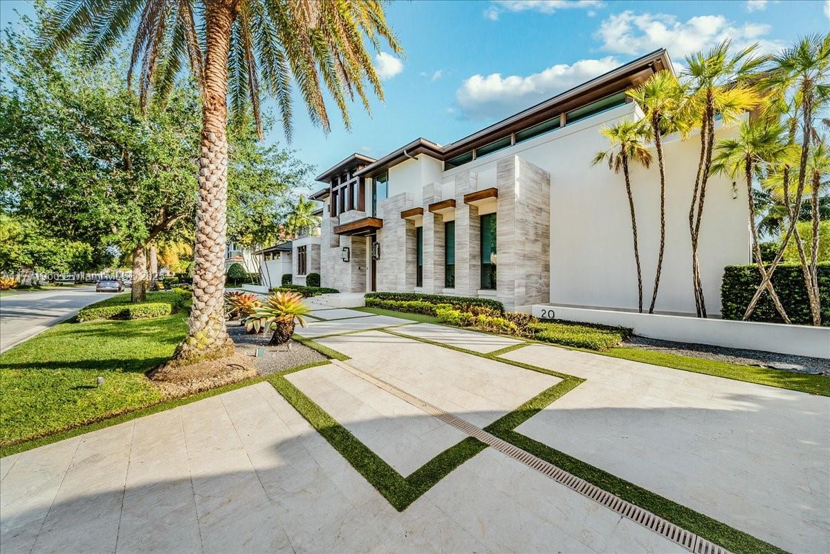 20 Compass Isle