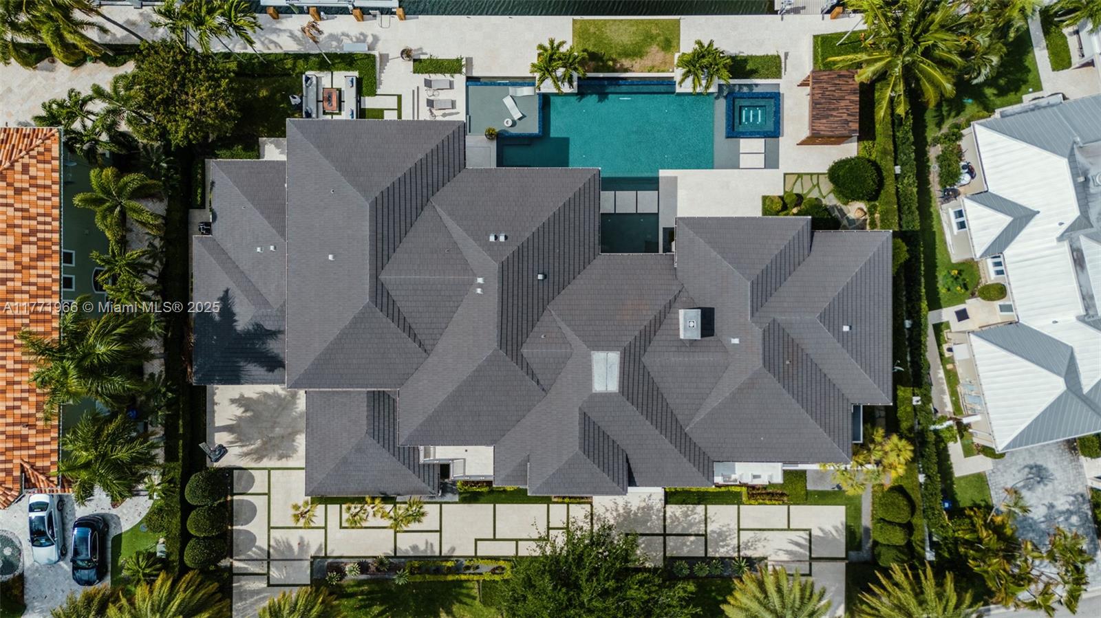 BAY COLONY SECTION OF THE - Residential