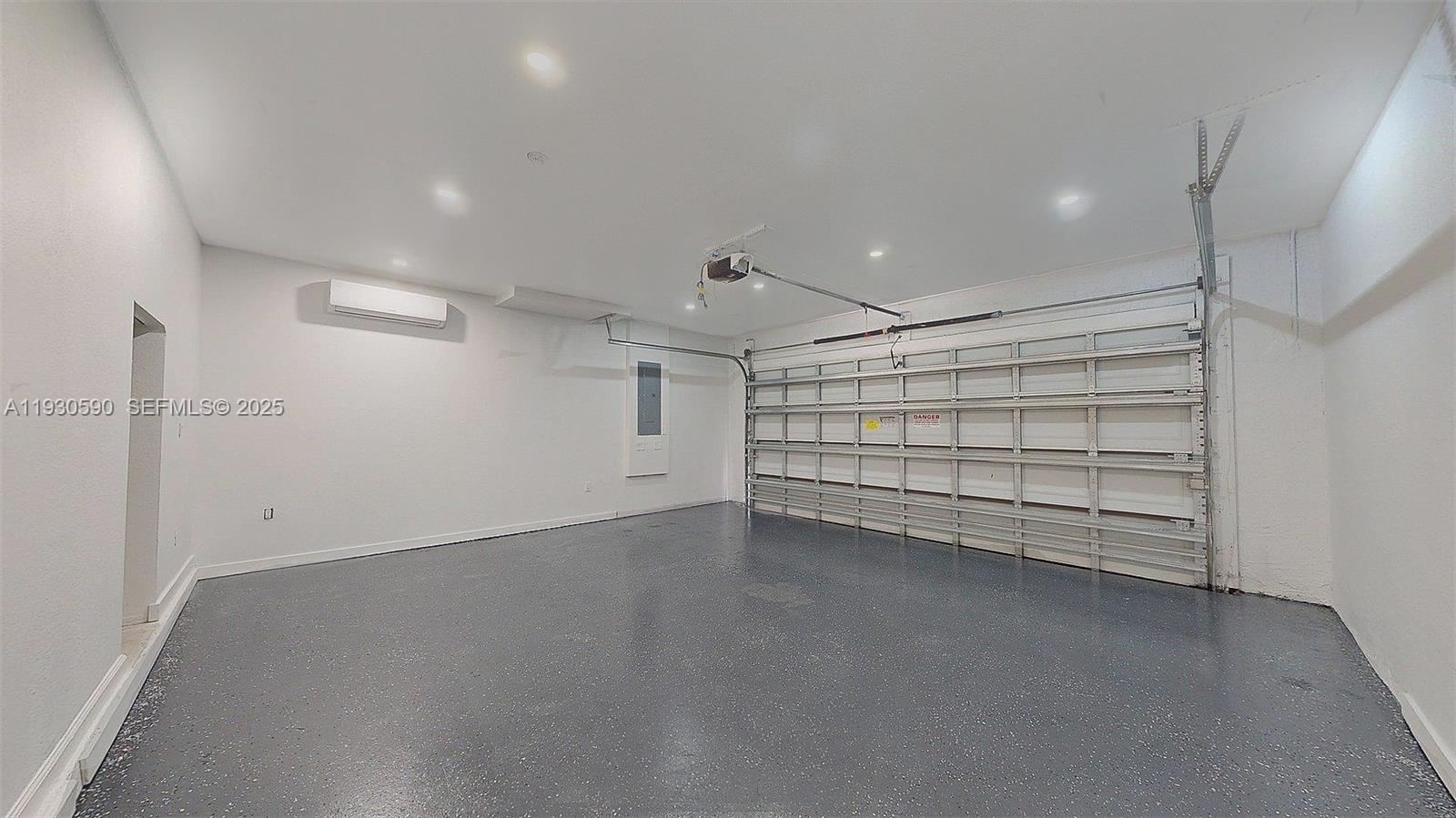 HEMINGWAY POINT - Residential