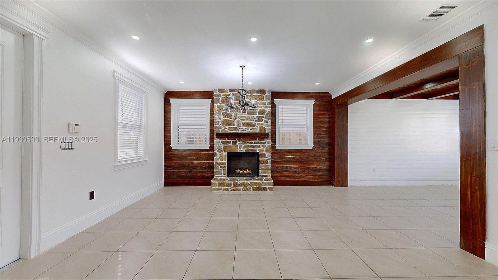 HEMINGWAY POINT - Residential