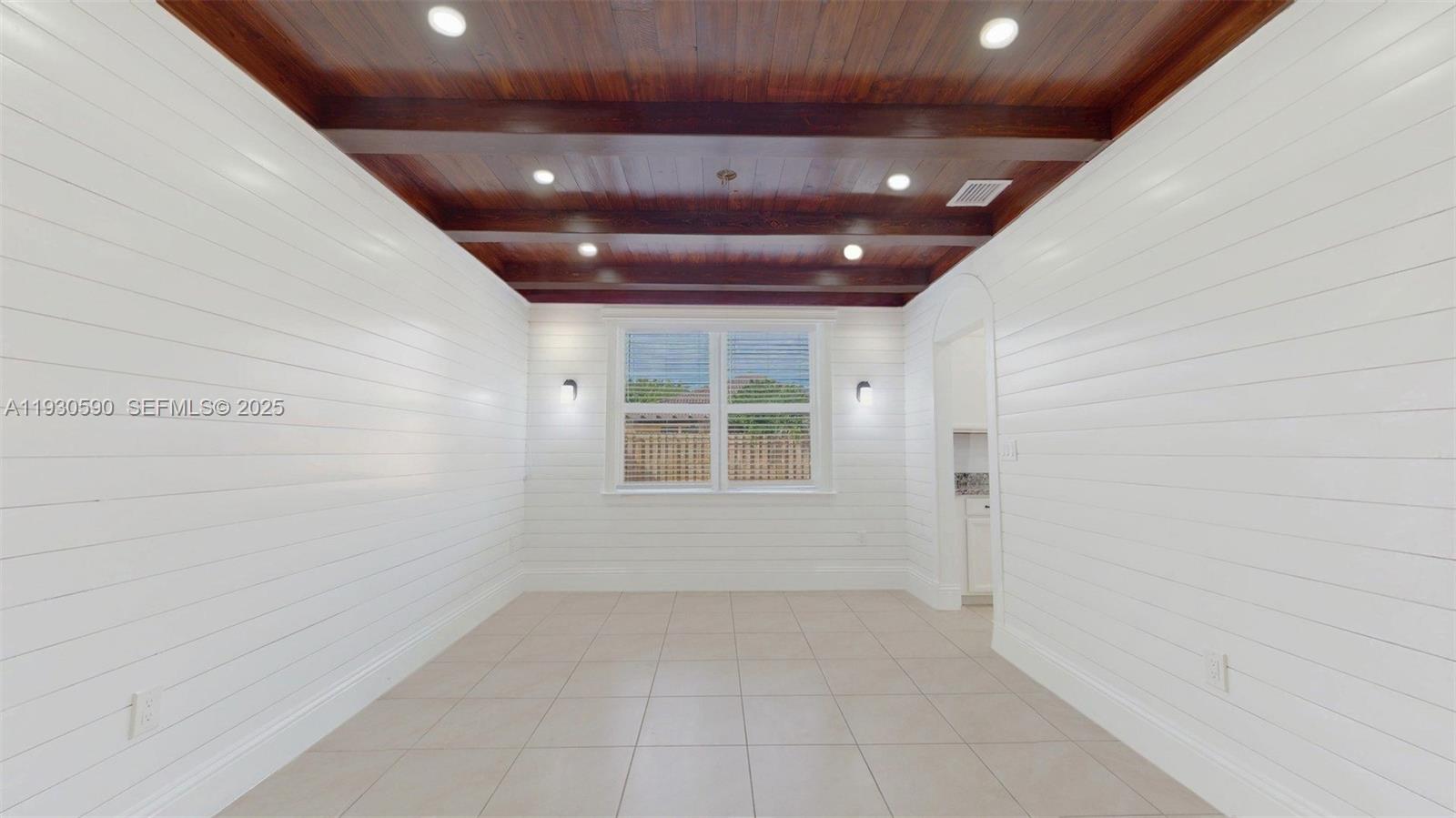 HEMINGWAY POINT - Residential