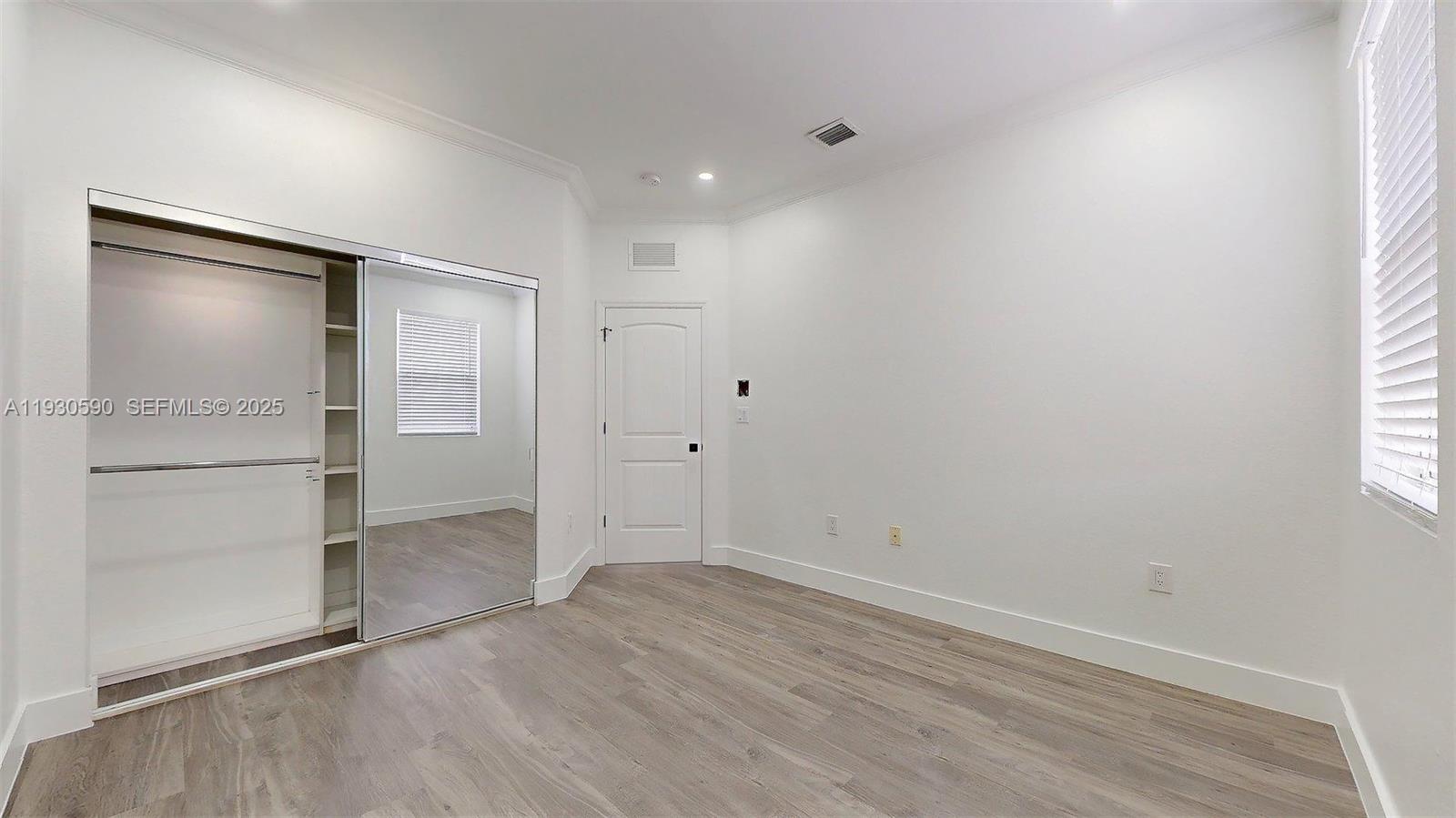 HEMINGWAY POINT - Residential