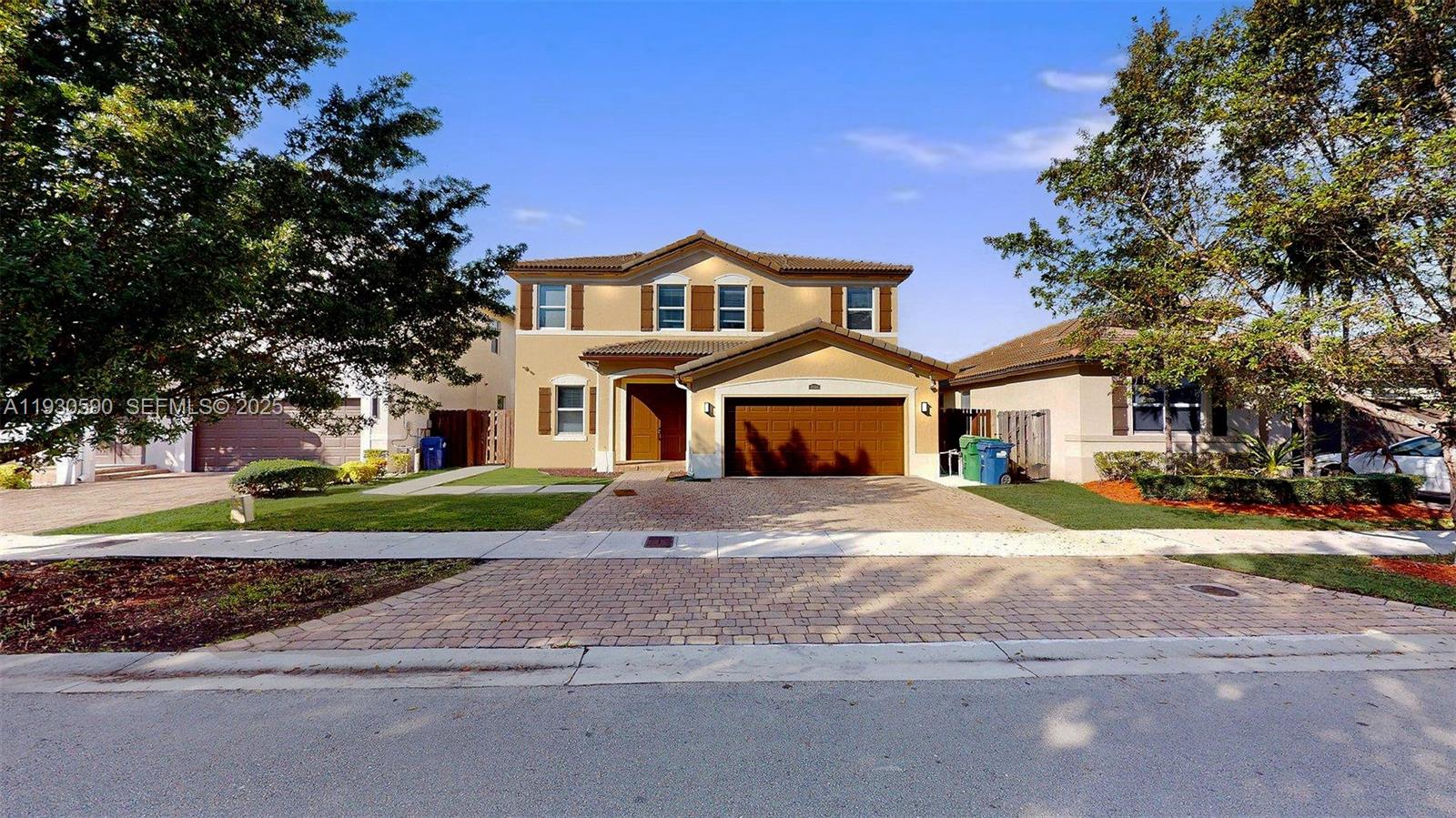 HEMINGWAY POINT - Residential