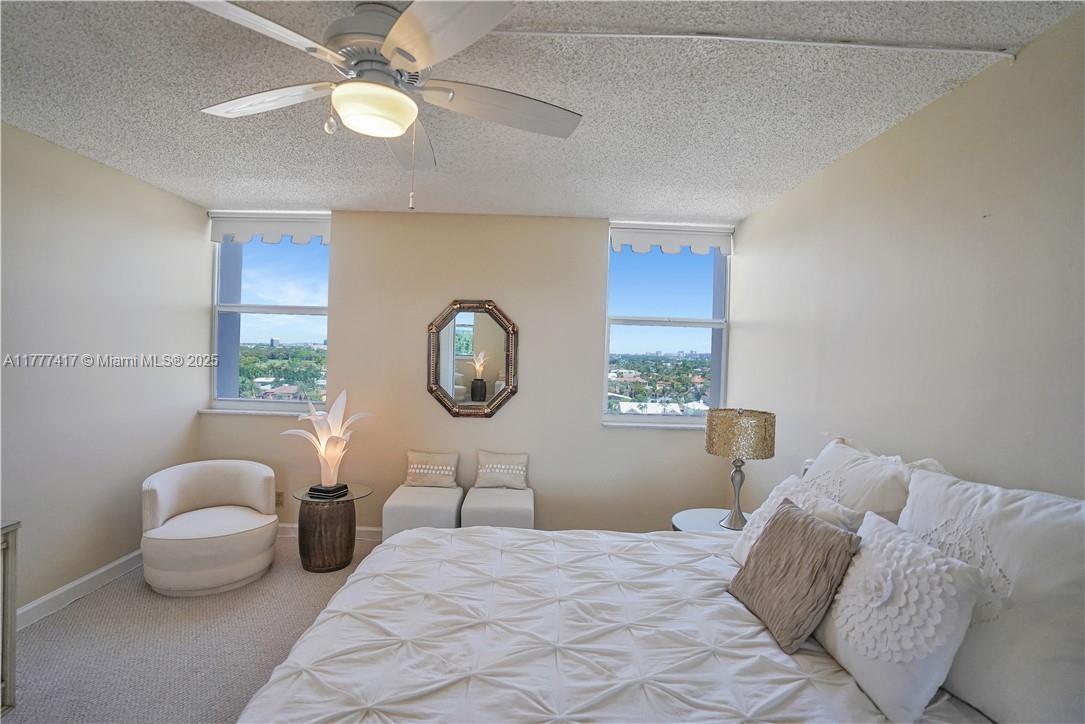 CARLYLE CONDOMINIUM - Residential