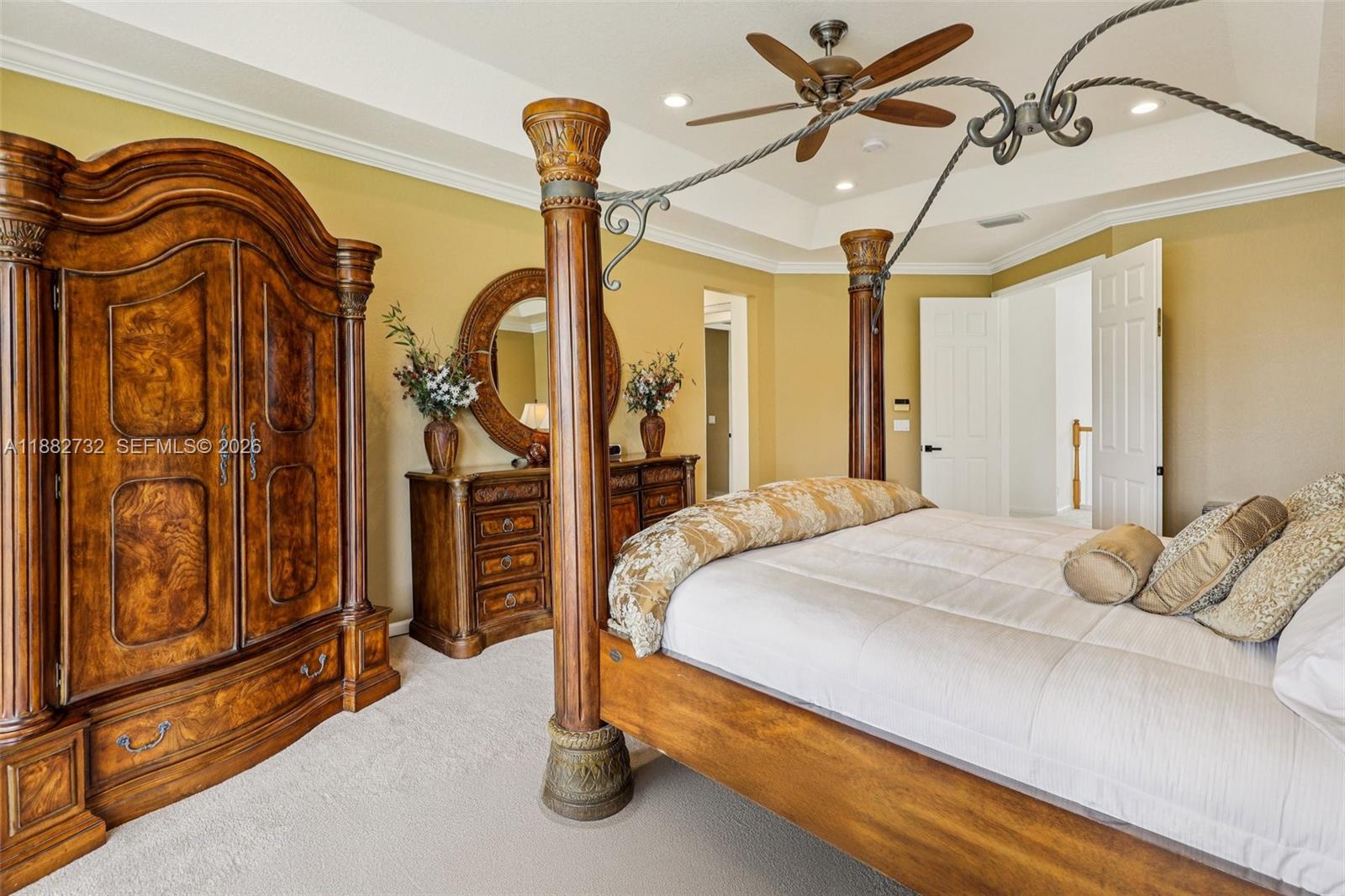 ISLES AT WELLINGTON 4 - Residential