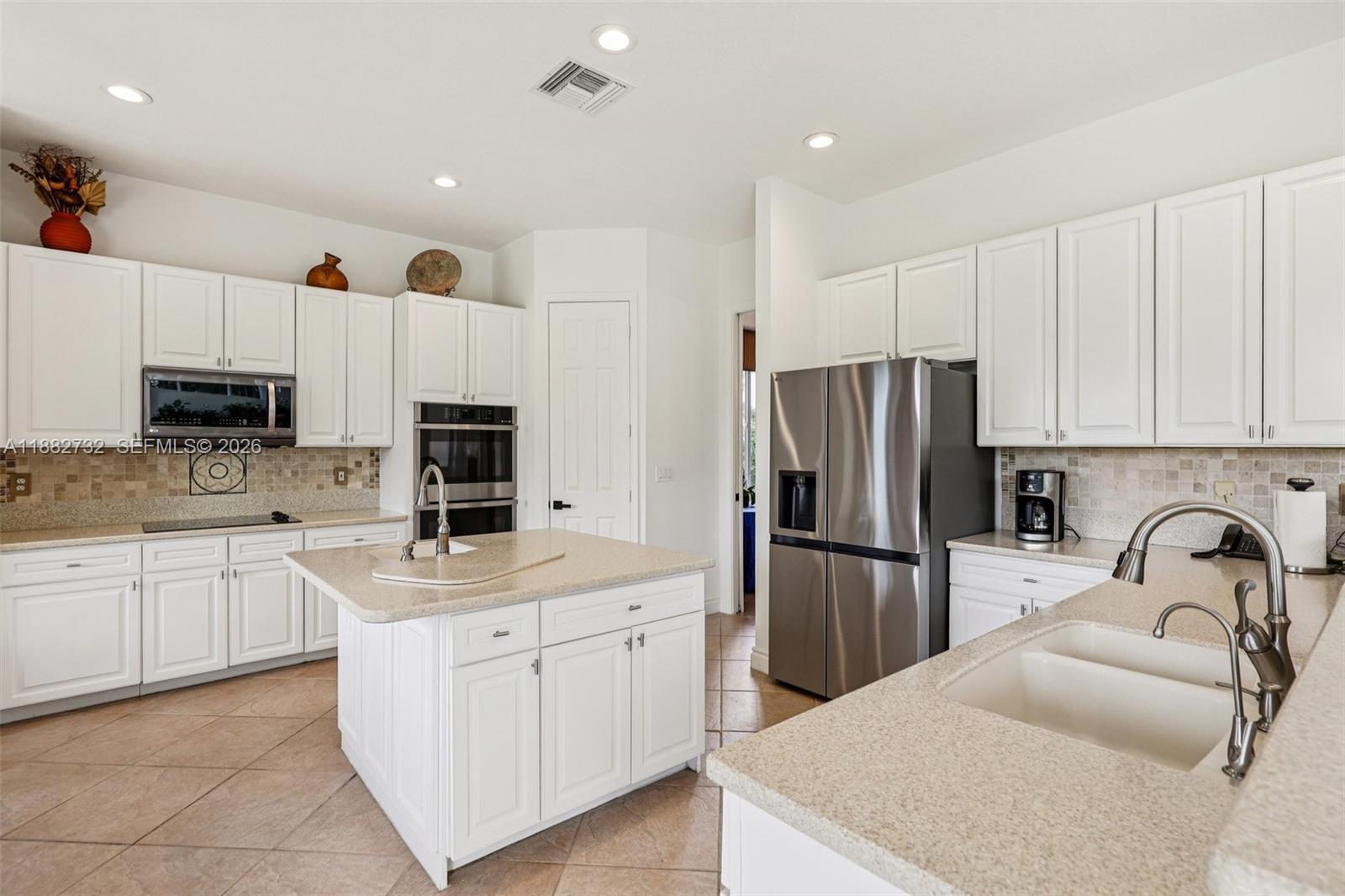 ISLES AT WELLINGTON 4 - Residential