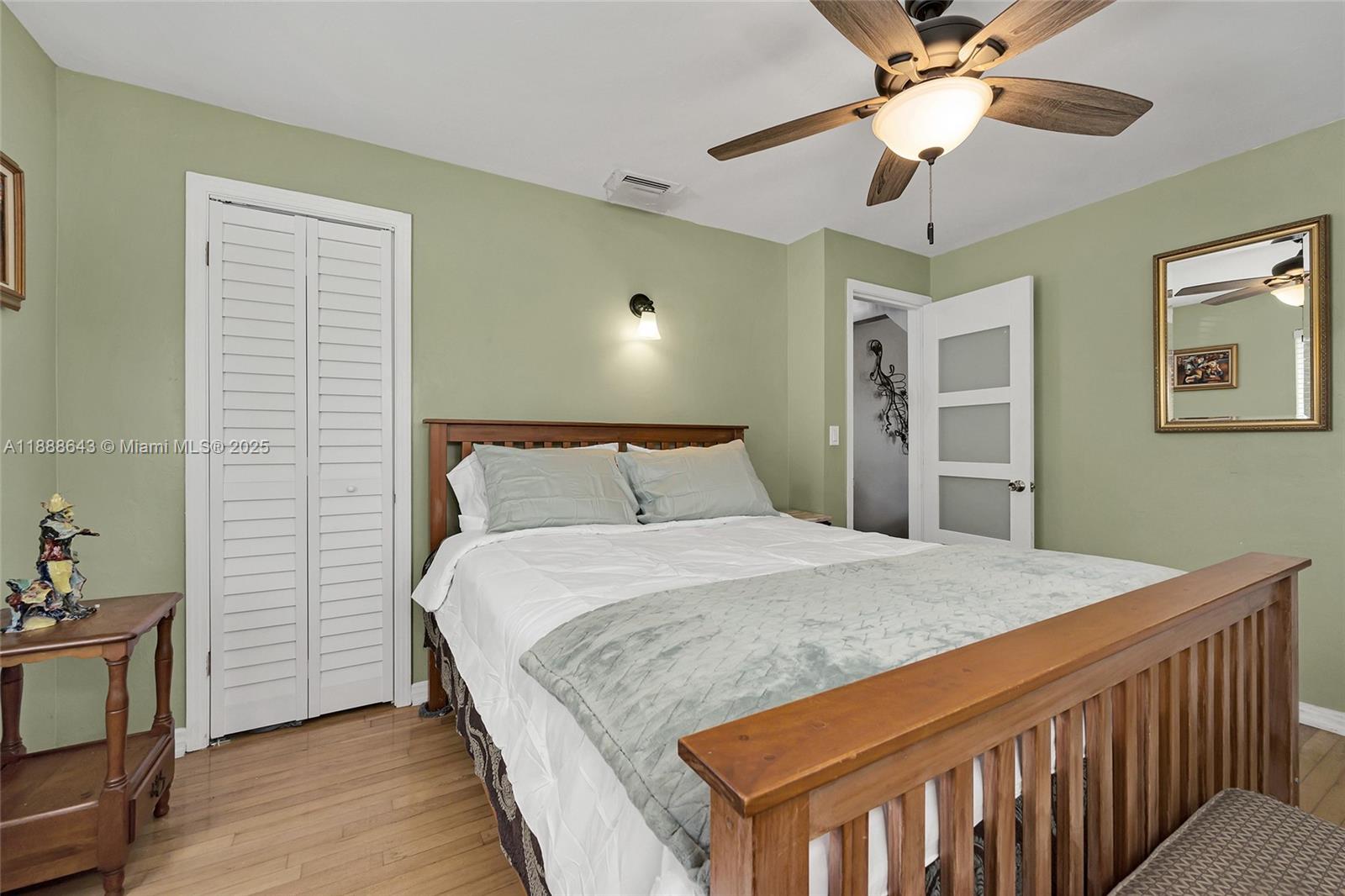 LAUDERDALE PARK 6-33 1/2 - Residential