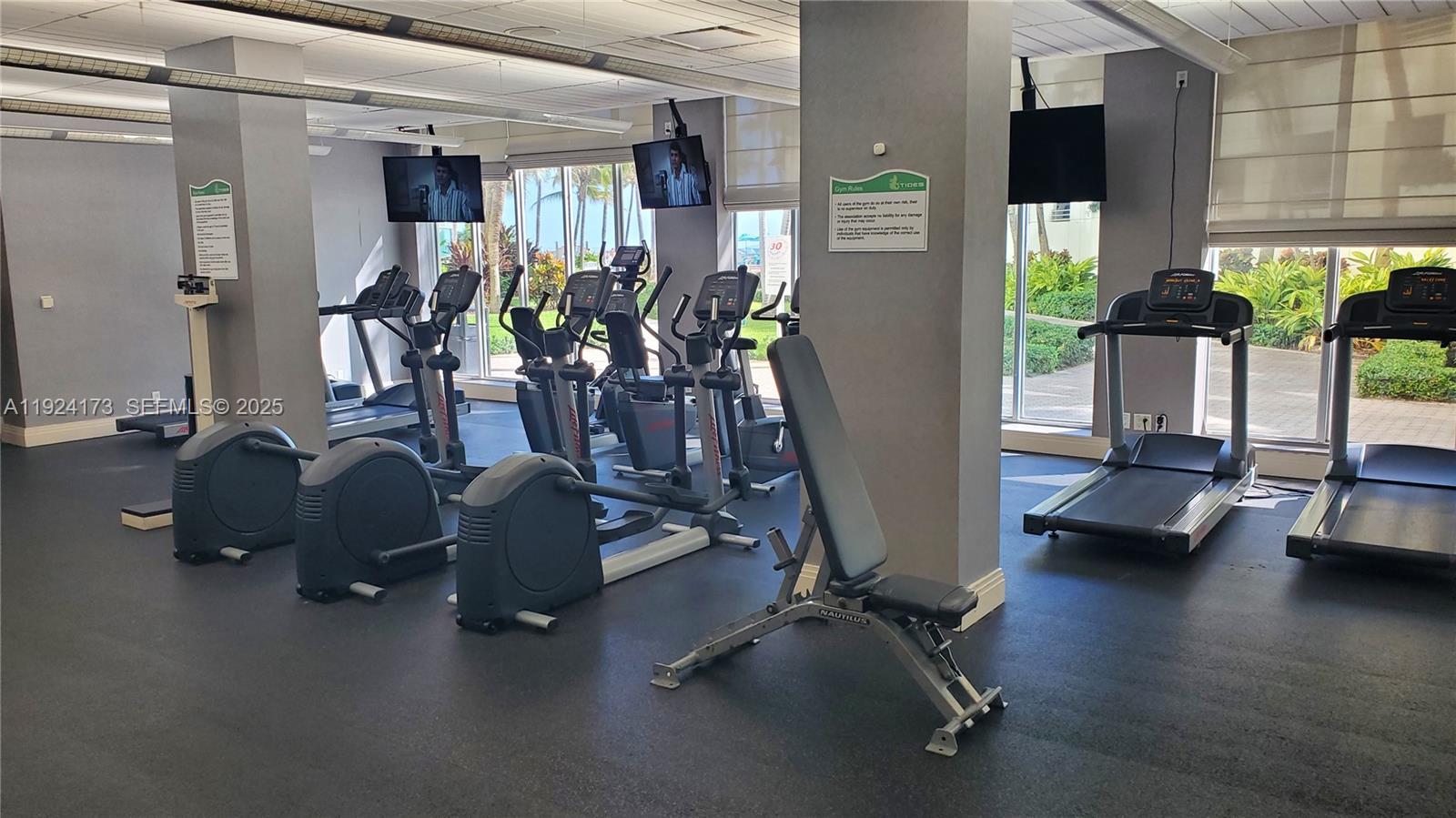 TIDES ON HOLLYWOOD BEACH - Residential