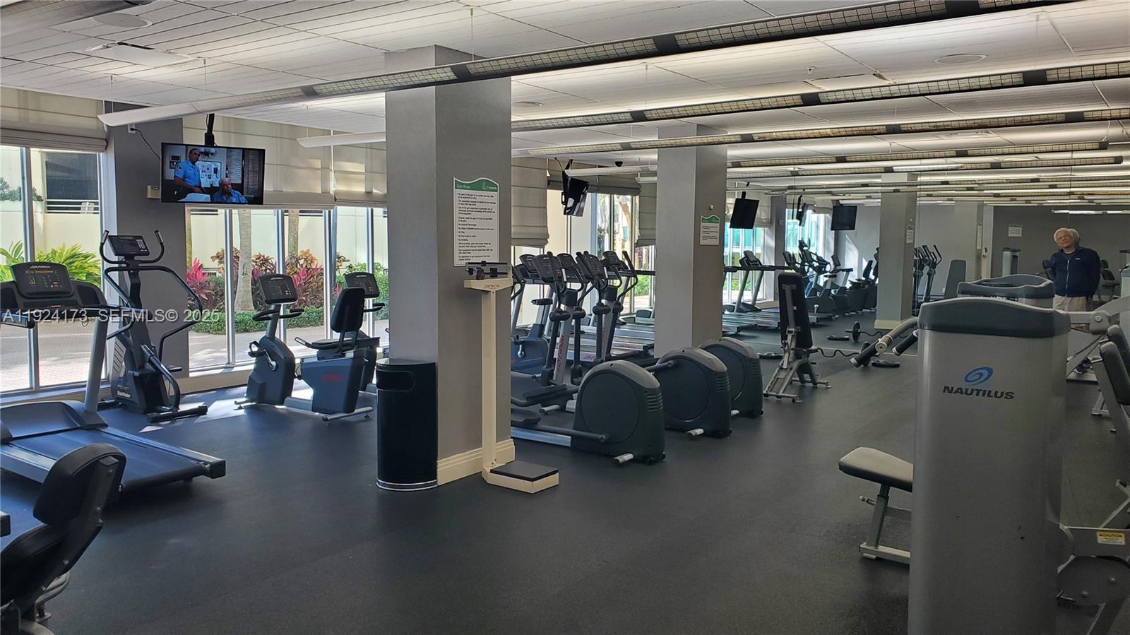 TIDES ON HOLLYWOOD BEACH - Residential