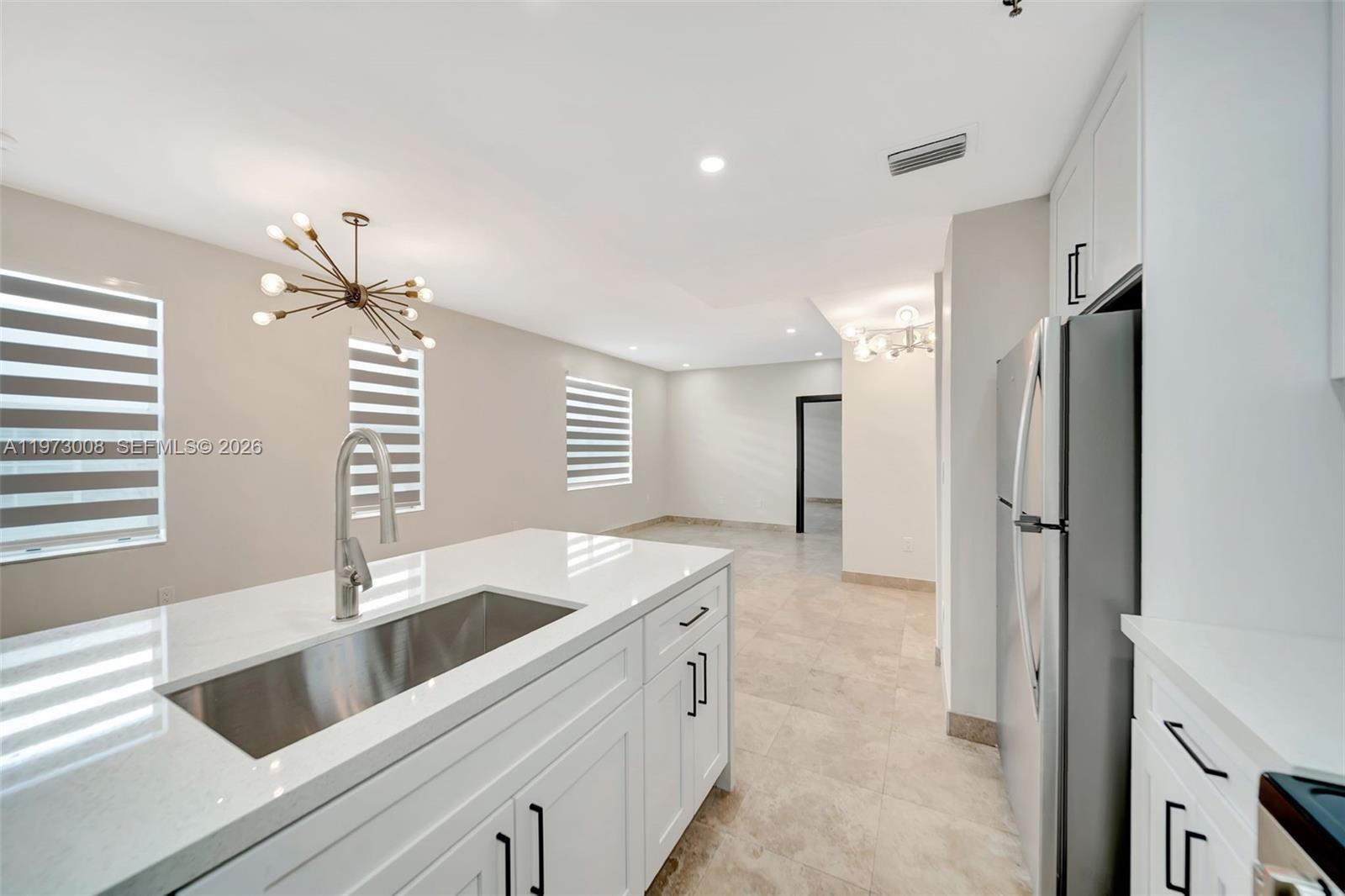 1502 Jefferson Ave 201