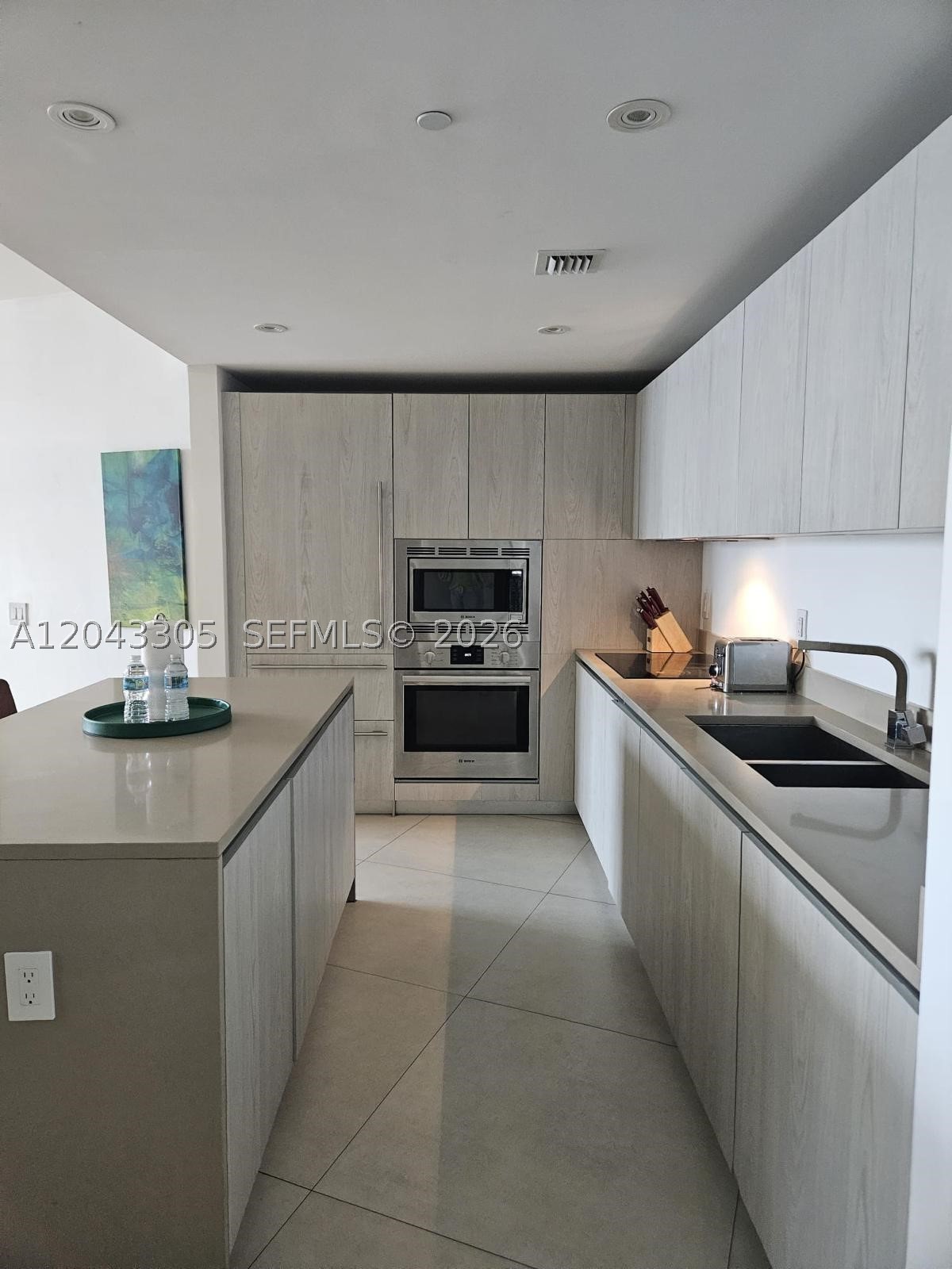 4111 S Ocean Dr 1204