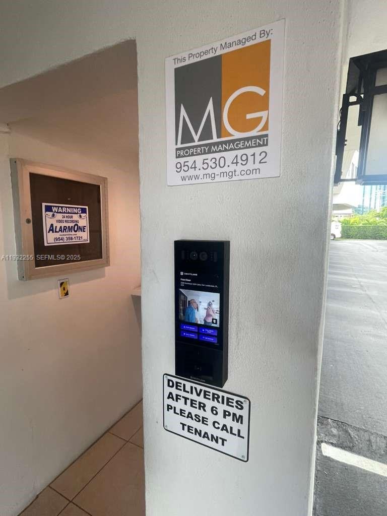 COUNTRY CLUB TOWERS CONDO - Residential