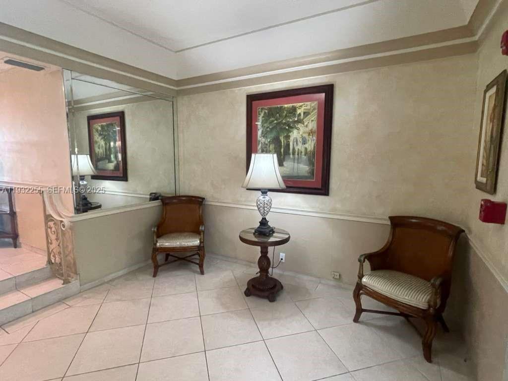 COUNTRY CLUB TOWERS CONDO - Residential