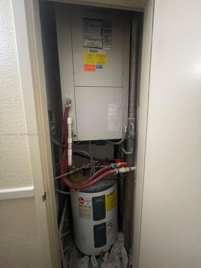 COUNTRY CLUB TOWERS CONDO - Residential