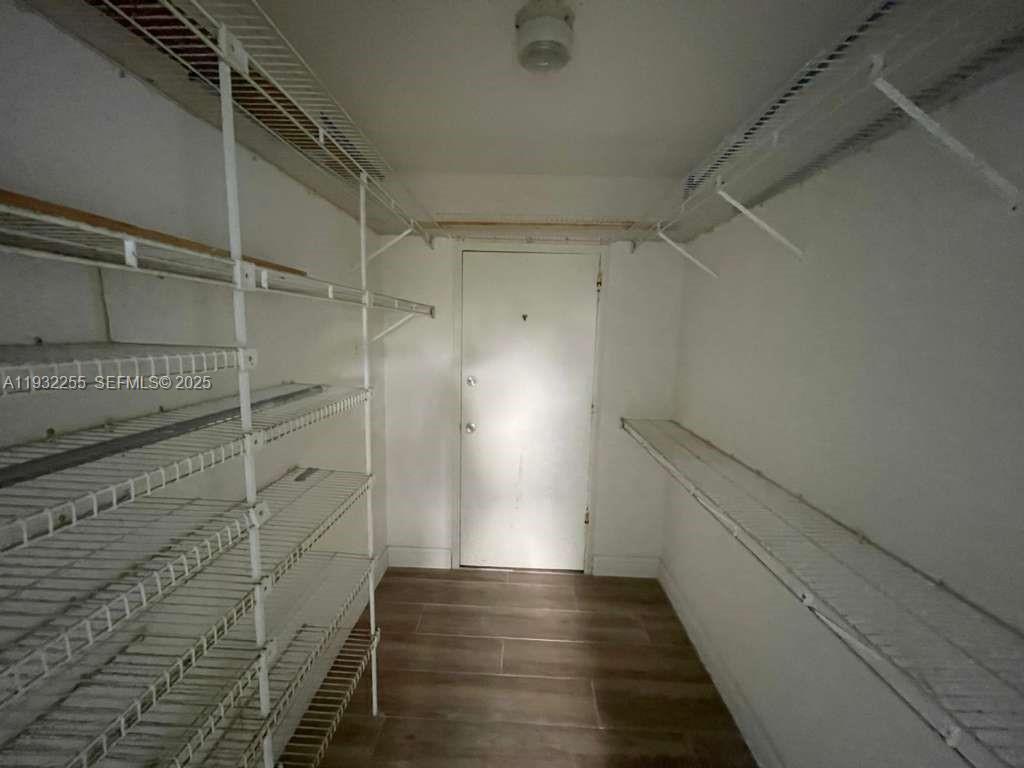 COUNTRY CLUB TOWERS CONDO - Residential