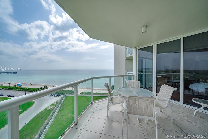 SPECTACULAR WRAP AROUND PANORAMIC VIEW. BEST IN BUILDING!!!Enter the private foyer of this spectacular residence and enjoy panoramic ocean intracoastal and park views.Boasting 3 full bedrooms and 2.5 bathrooms. master with dual sinks . separate tub and shower , newly decorated lobbies. Motivated seller bring your best offer!