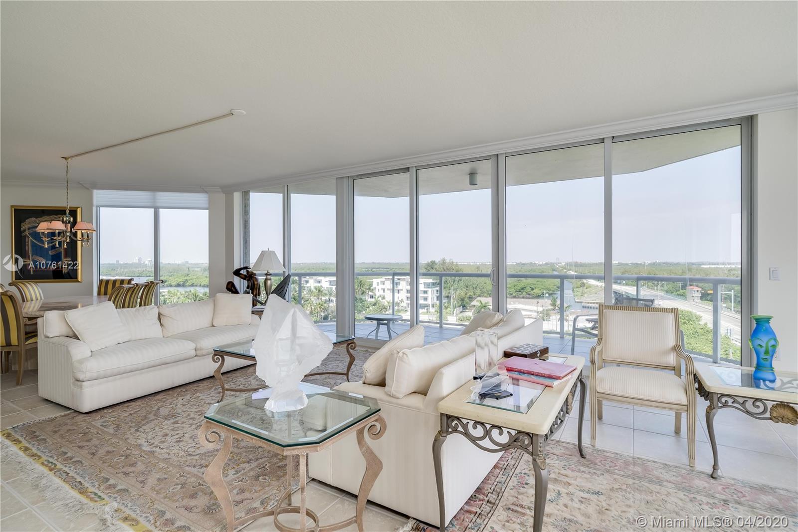 RENAISSANCE ON THE OCEAN - Residential