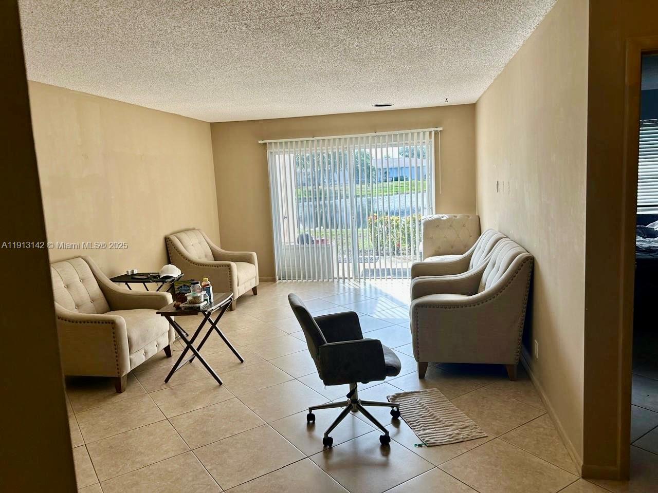BOCA LAKES CONDO - Residential