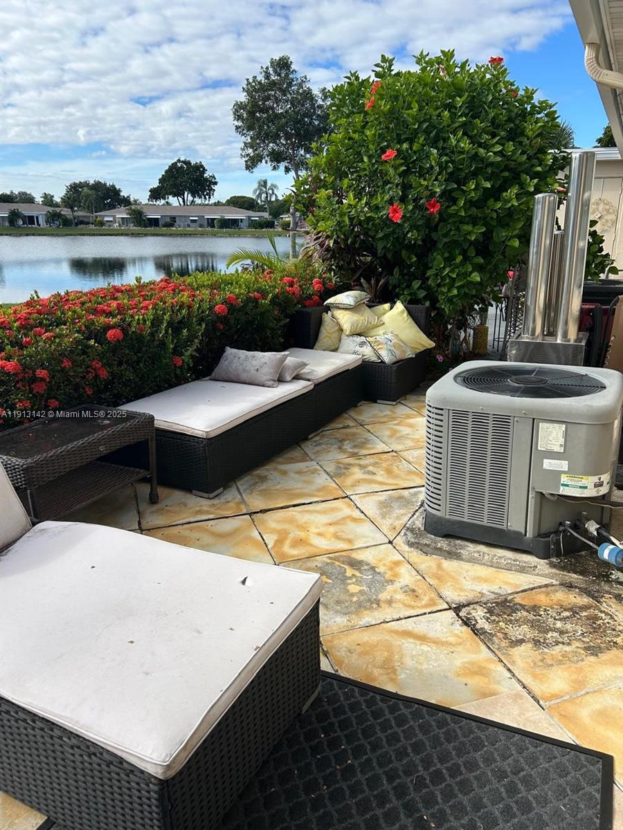 BOCA LAKES CONDO - Residential