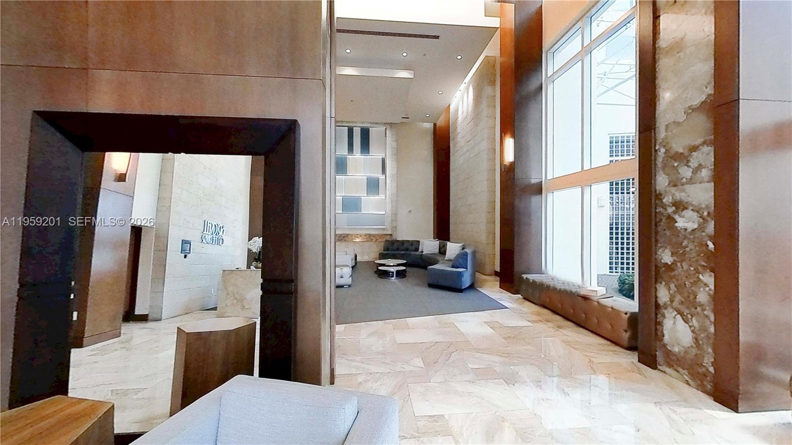 BRICKELL ON THE RIVER N T - Residential