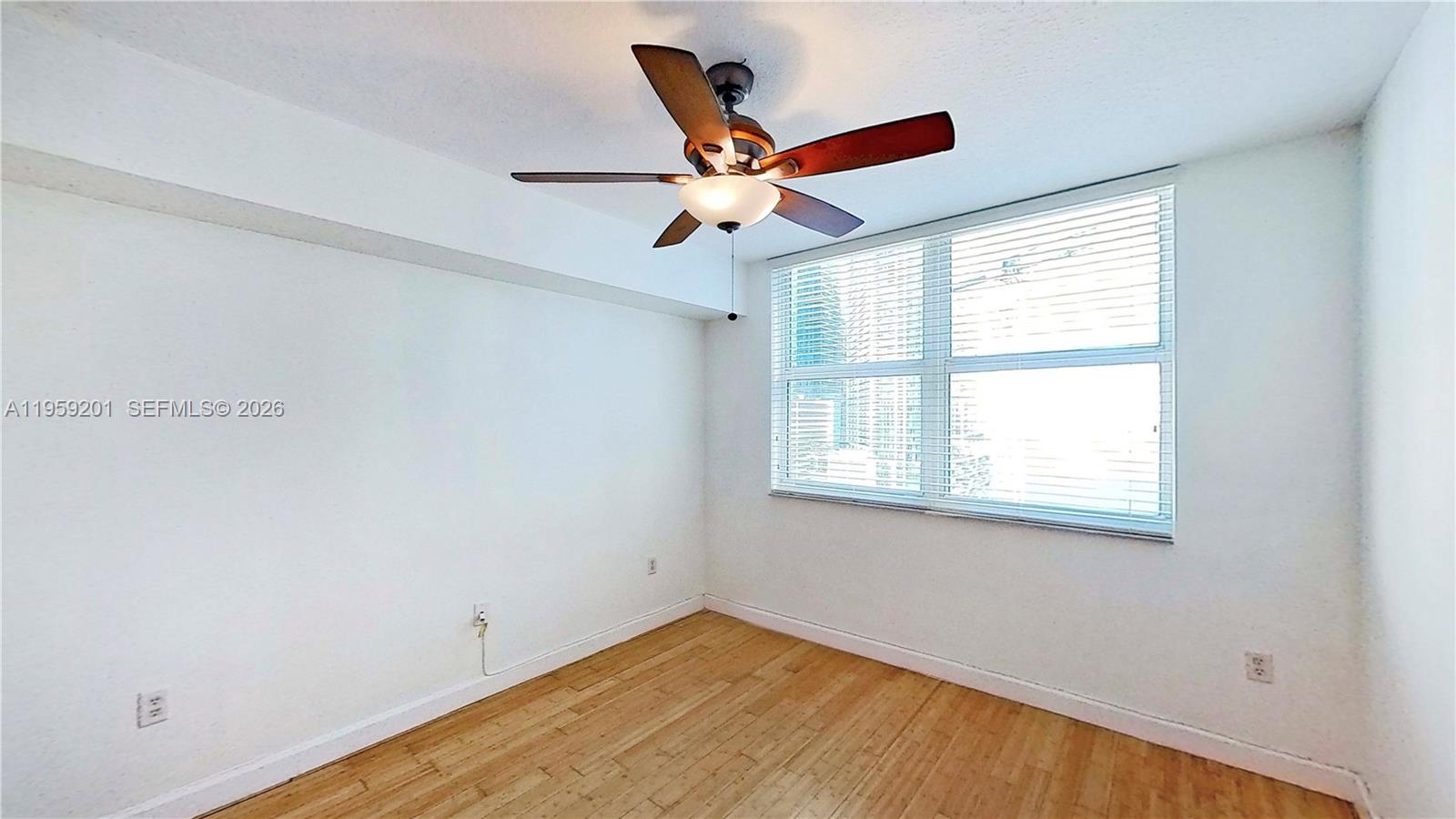 BRICKELL ON THE RIVER N T - Residential