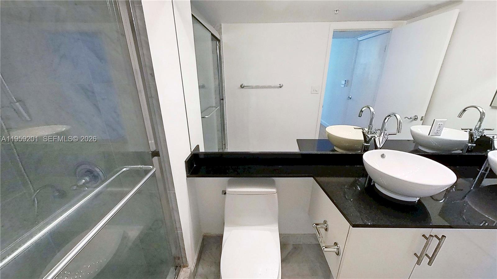 BRICKELL ON THE RIVER N T - Residential