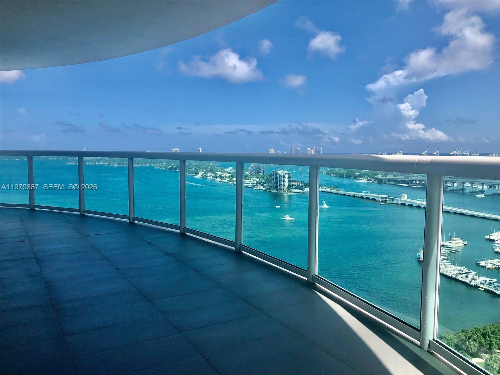 1800 CLUB CONDO - Residential Lease