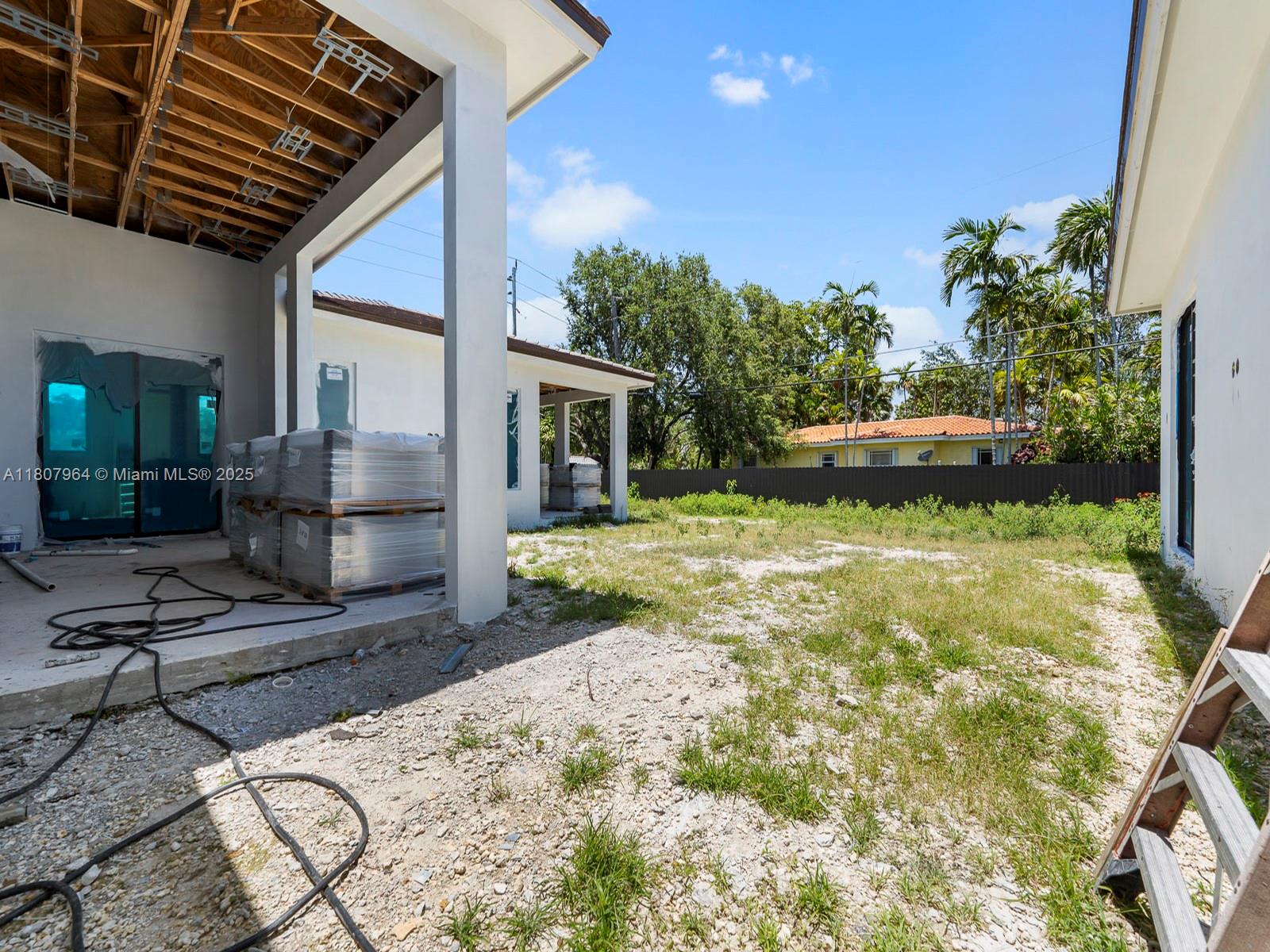 CHARM-AIRE REPLAT - Residential