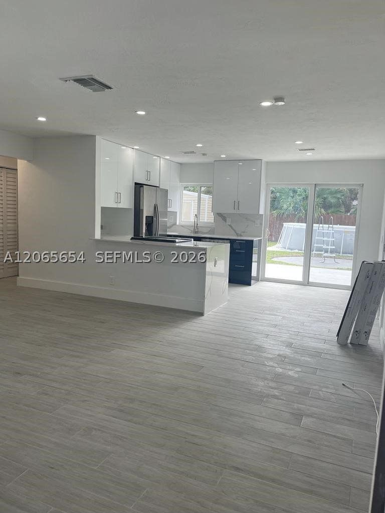 Photo of 912 NE 5th St #912, Hallandale Beach, FL 33009 (MLS # A12065654)