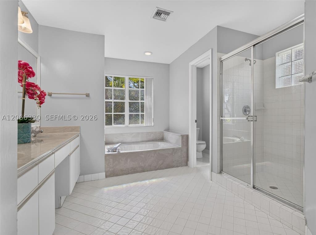 Photo of 1520 Seabay Rd, Weston, FL 33326 (MLS # A12066330)