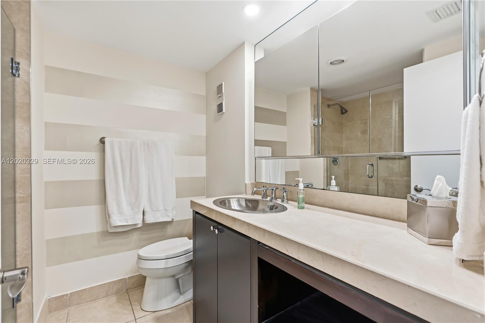 HAMPTONS WEST - Residential