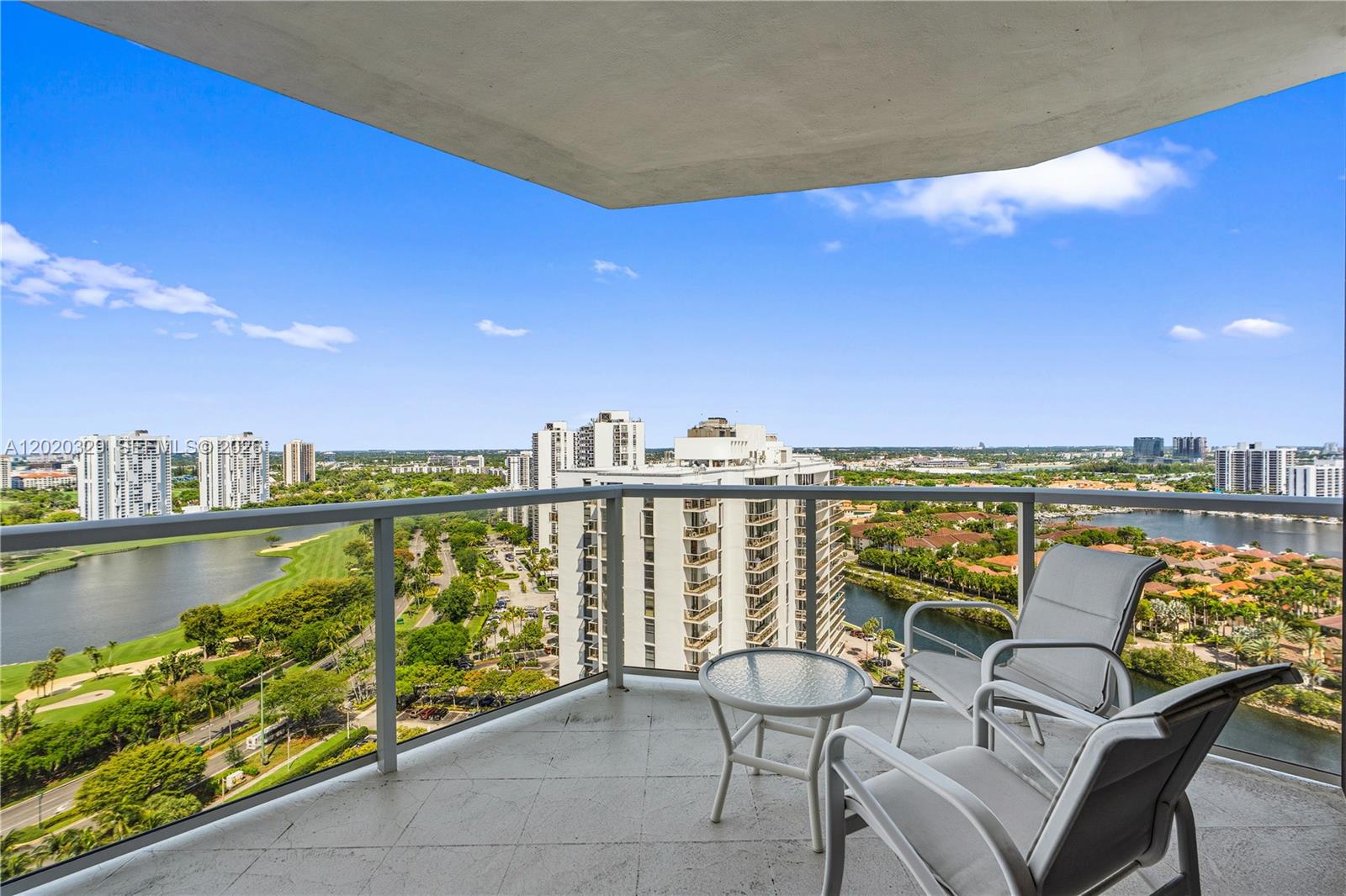 20281 E Country Club Dr 2101