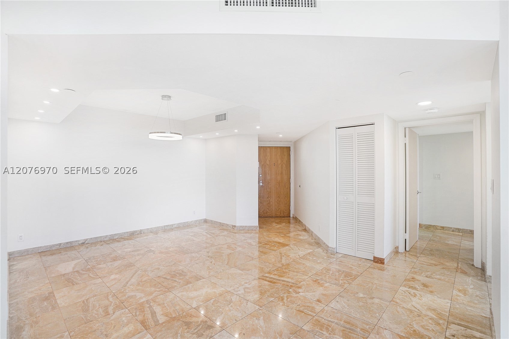 3600 Yacht Club Dr 1602