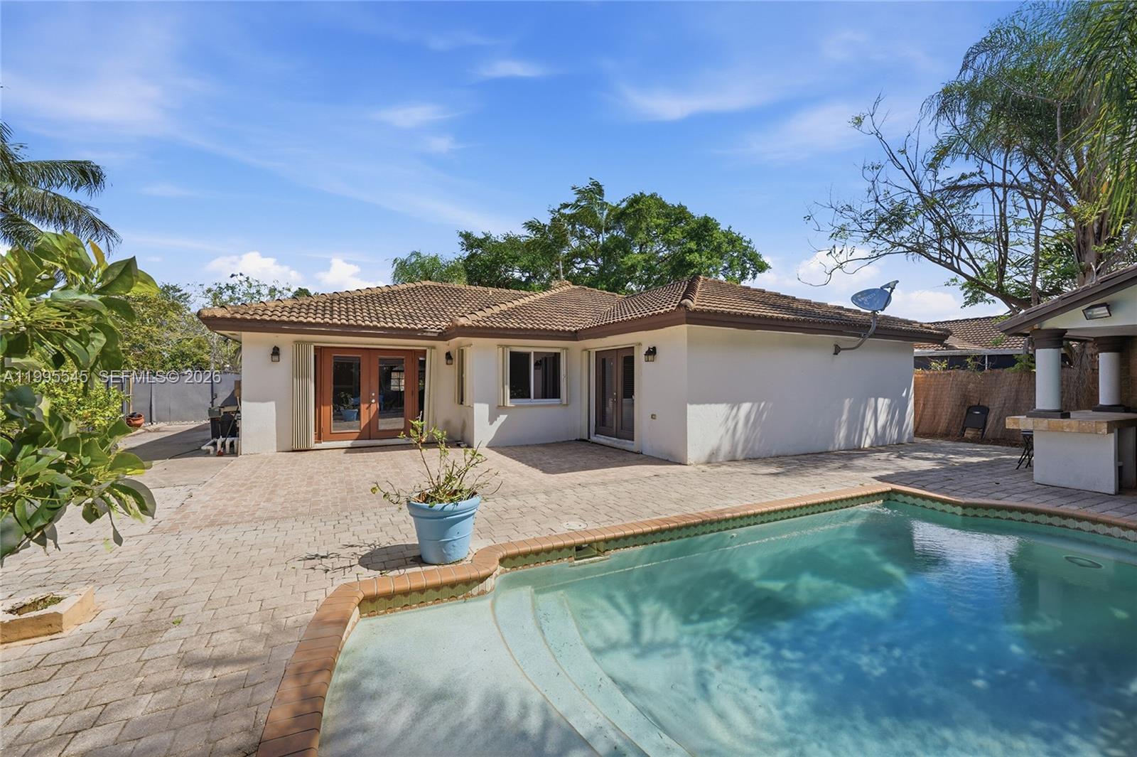 LAGUNA PONDS SEC 2 - Residential