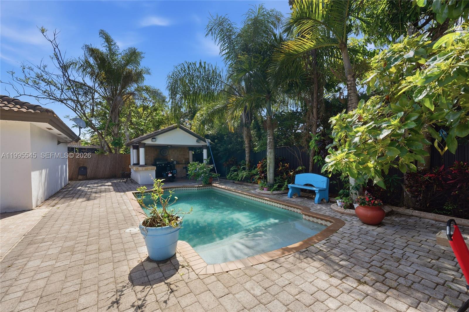 LAGUNA PONDS SEC 2 - Residential