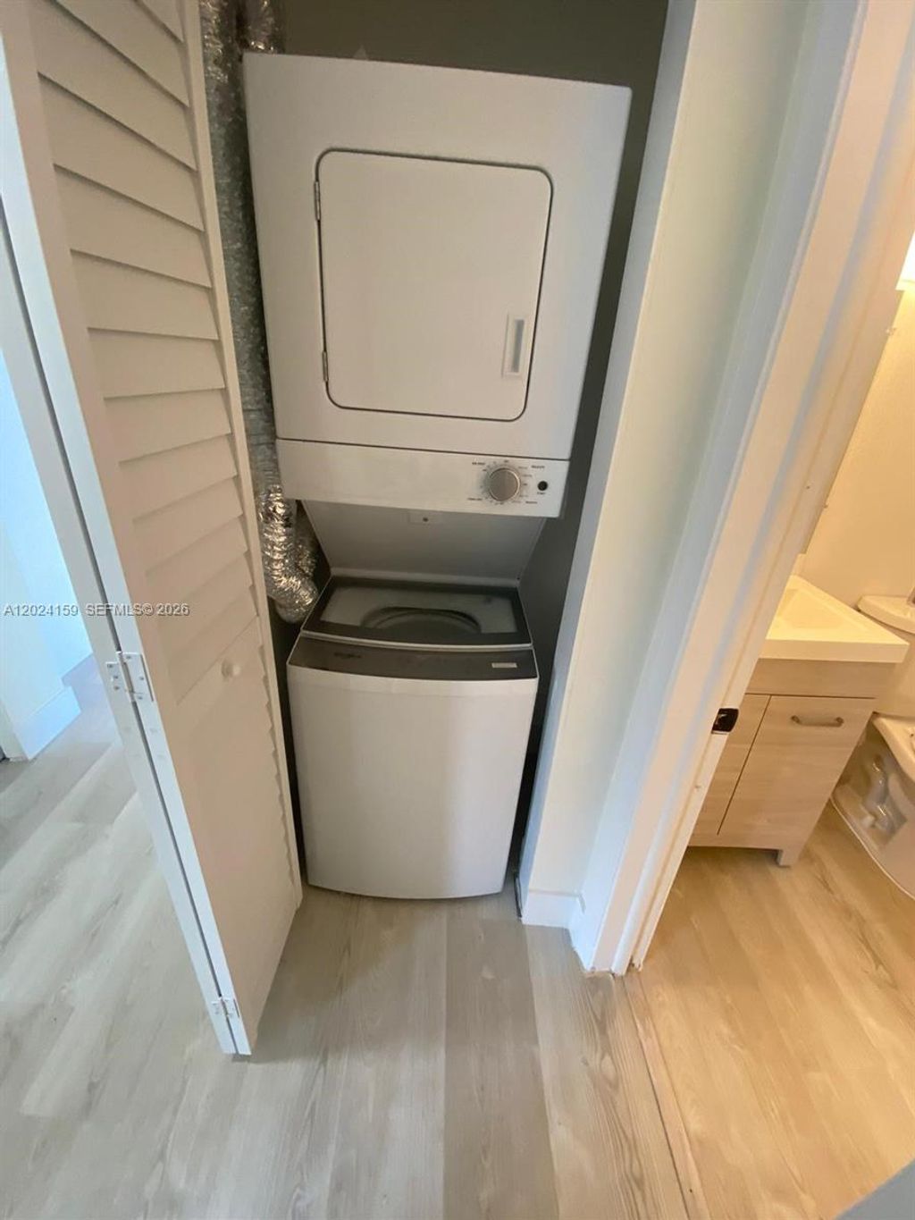 Photo of 615 NE 26th St #7, Wilton Manors, FL 33305 (MLS # A12024159)