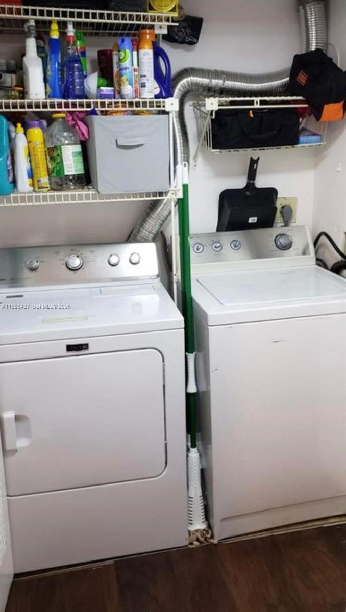 CASCADES OF LAUDERHILL - Residential Lease