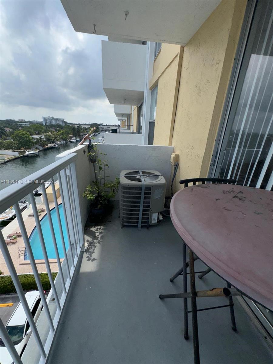 KEYSTONE TOWERS CONDO - Residential