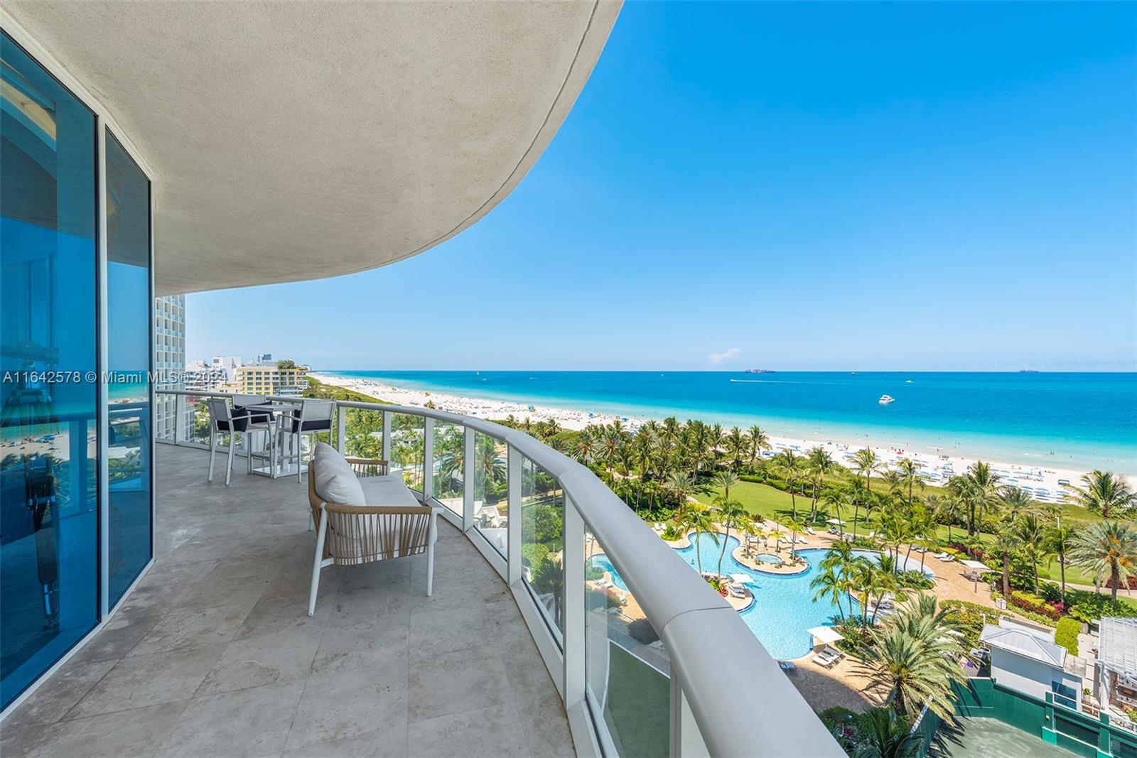CONTINUUM ON SOUTH BEACH - Residential